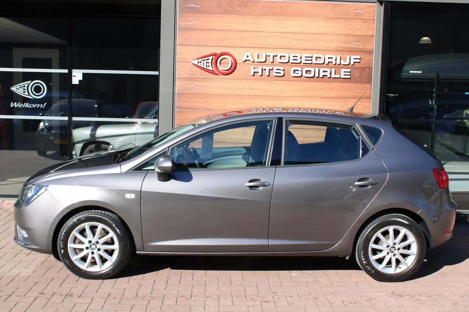 SEAT Ibiza 1.0 EcoTSI Style Connect Gris - 2