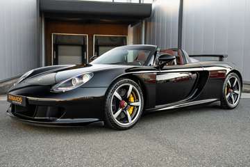- Uni Black - 1 of 1.270 - Rare Interior - Luggage