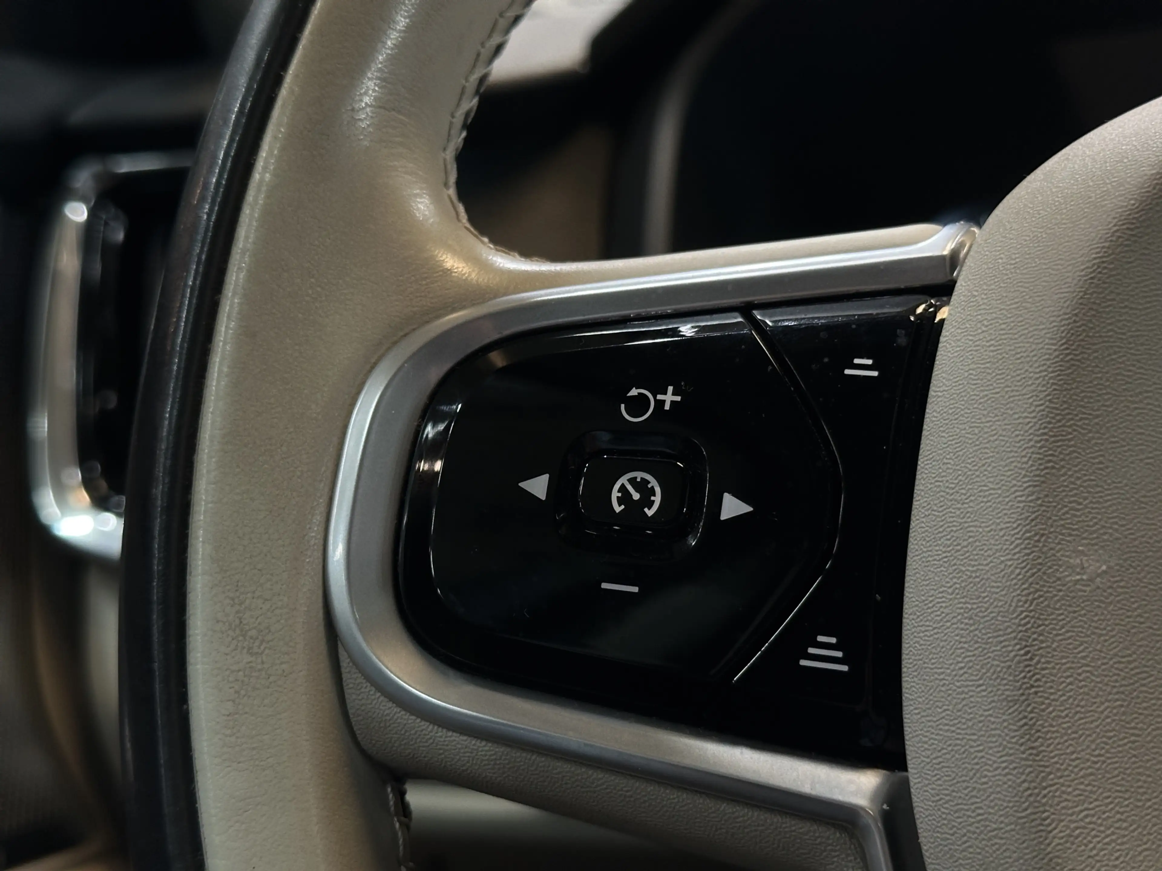 Volvo S90 2.0 T5 Inscription | Bowers&Wilkins | Panoramadak — photo 26
