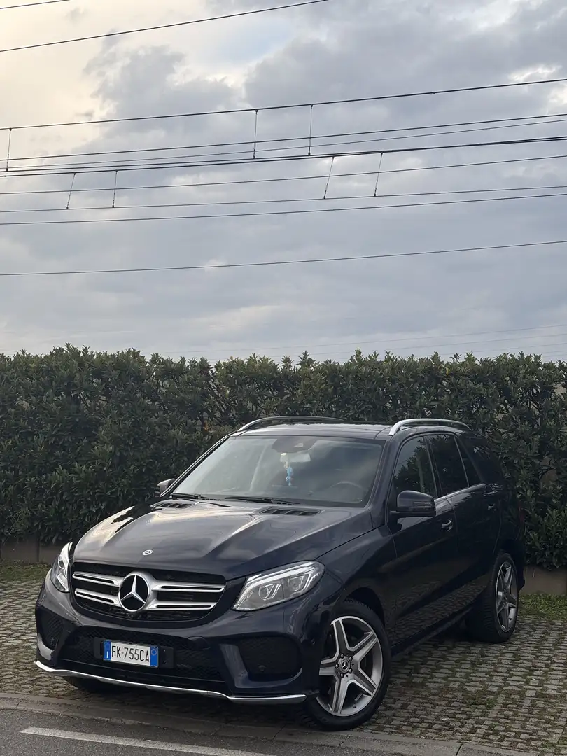 Mercedes-Benz GLE 250 d 4Matic 9G-TRONIC AMG Line - 1