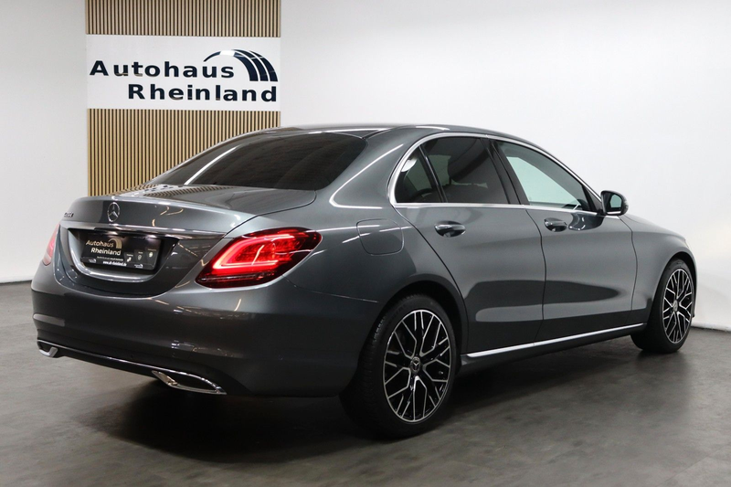 Mercedes-Benz C 220 C220d Lim Avantgarde*WIDESCREEN*LEDER*KAMERA*LED — photo 5