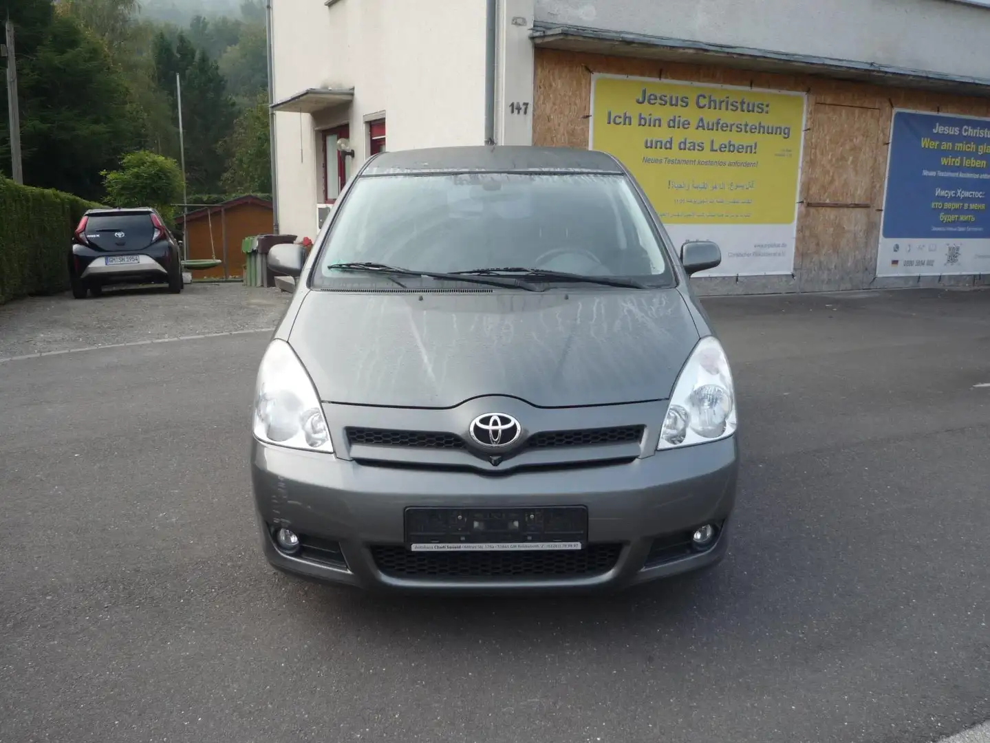 Toyota Corolla Verso 1.8 Executive Grau - 2
