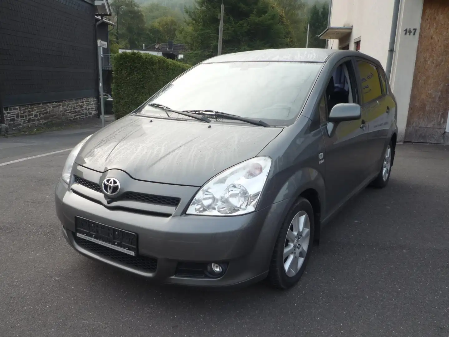 Toyota Corolla Verso 1.8 Executive Grau - 1