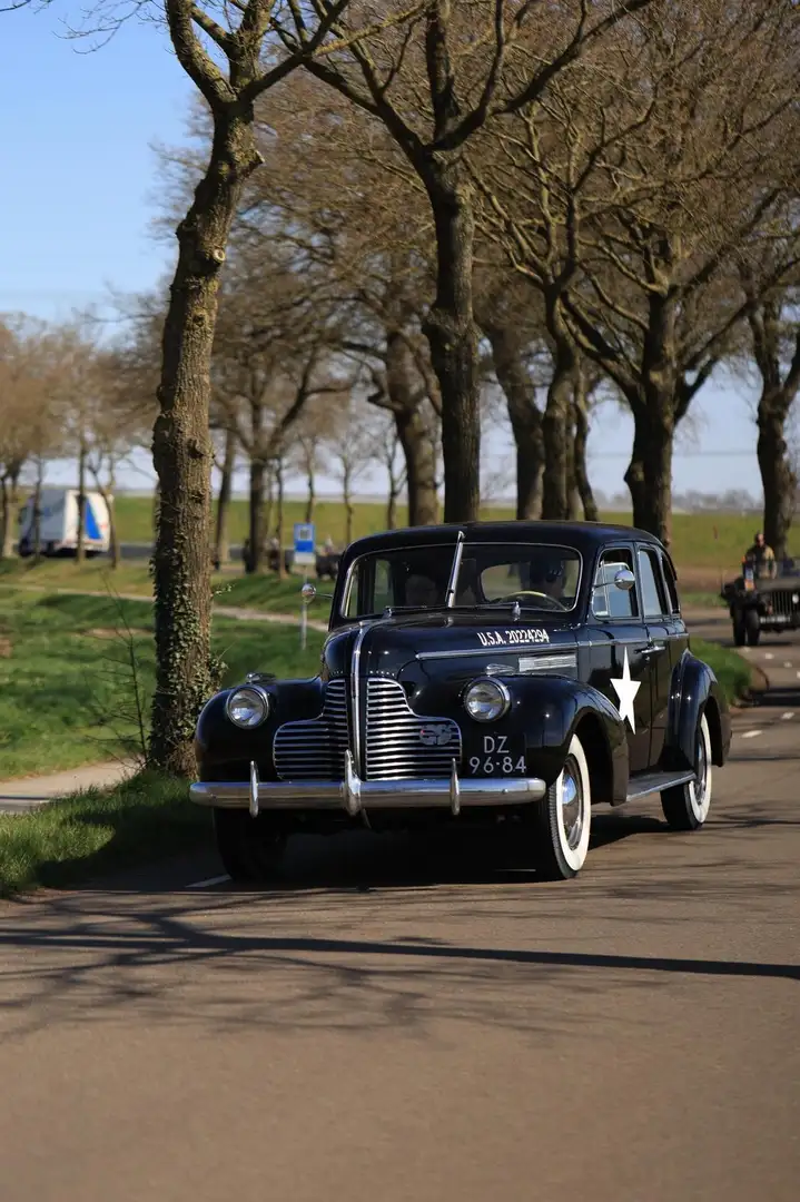 Buick Special Special 41 Schwarz - 1