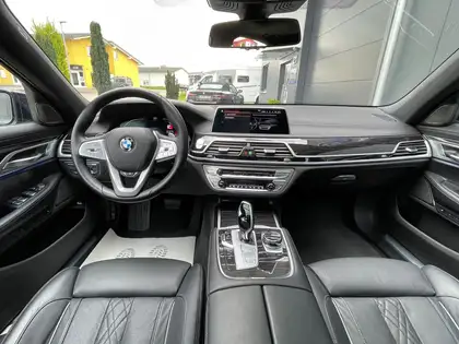 Annonce voiture d'occasion BMW 750 - CARADIZE