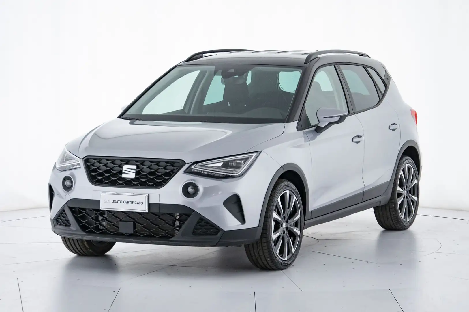 SEAT Arona 1.0 EcoTSI Black Edition Argento - 1