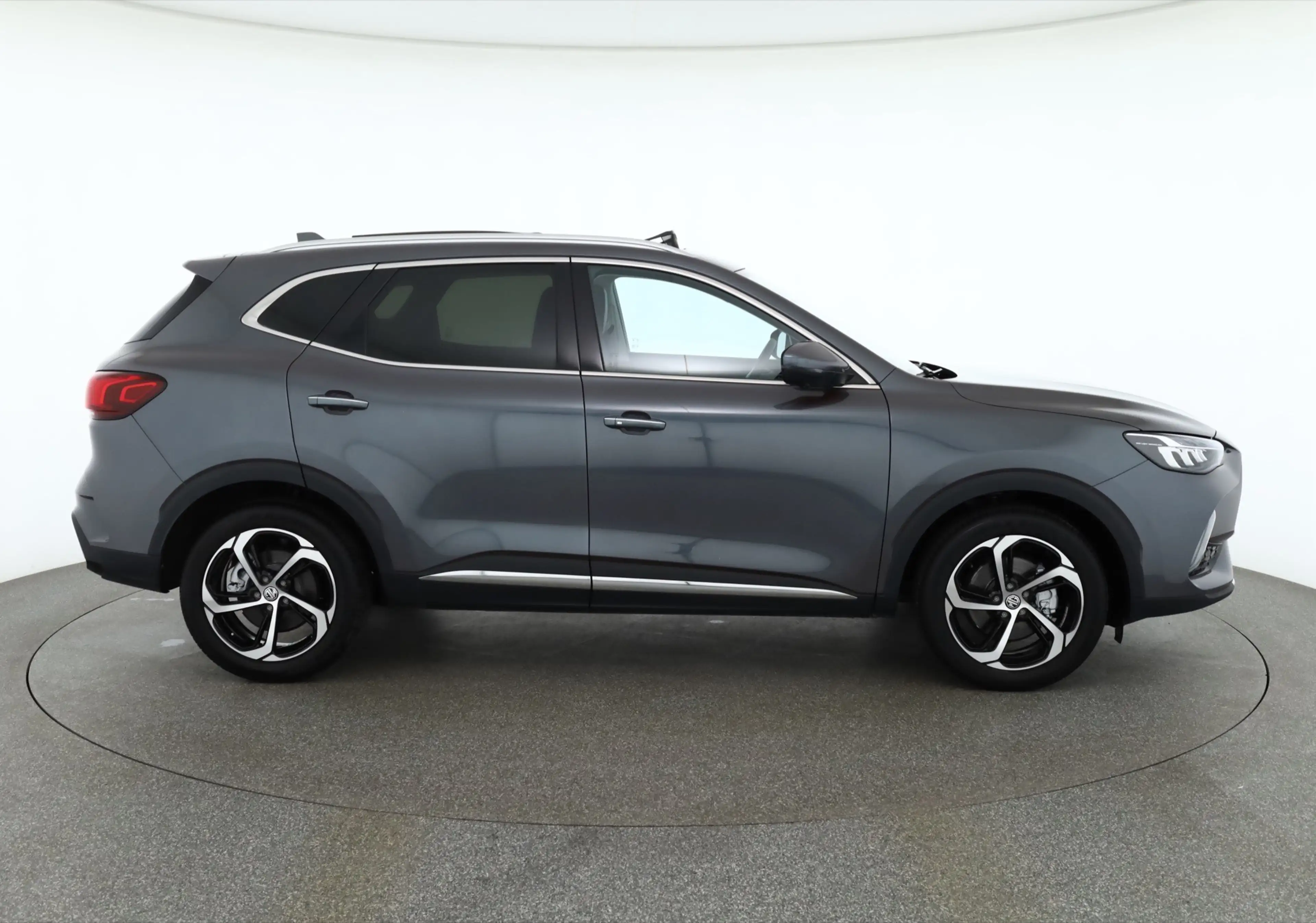 MG HS 1.5 T-GDI Luxury Aut. Navi Panorama Leder ACC — photo 6
