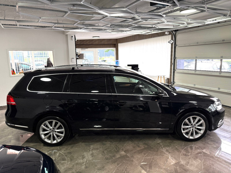 Volkswagen Passat Variant Passat 2.0 TDI Variant Highline DSG STHZ Kamera — photo 5