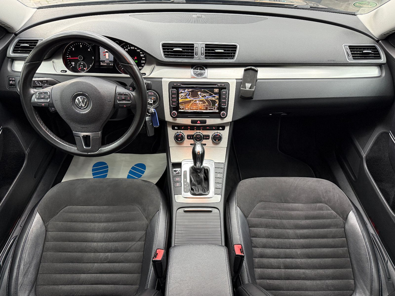 Volkswagen Passat Variant Passat 2.0 TDI Variant Highline DSG STHZ Kamera — photo 8