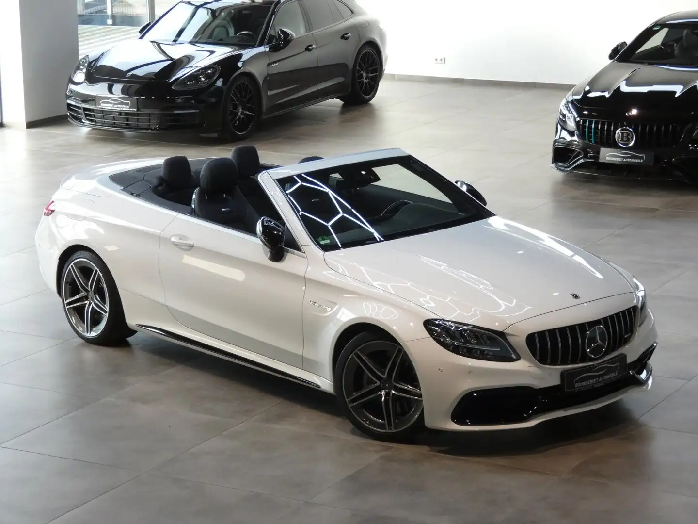 Mercedes-Benz C 63 AMG Cabrio*Night Paket*Wenig Km* Weiß - 1