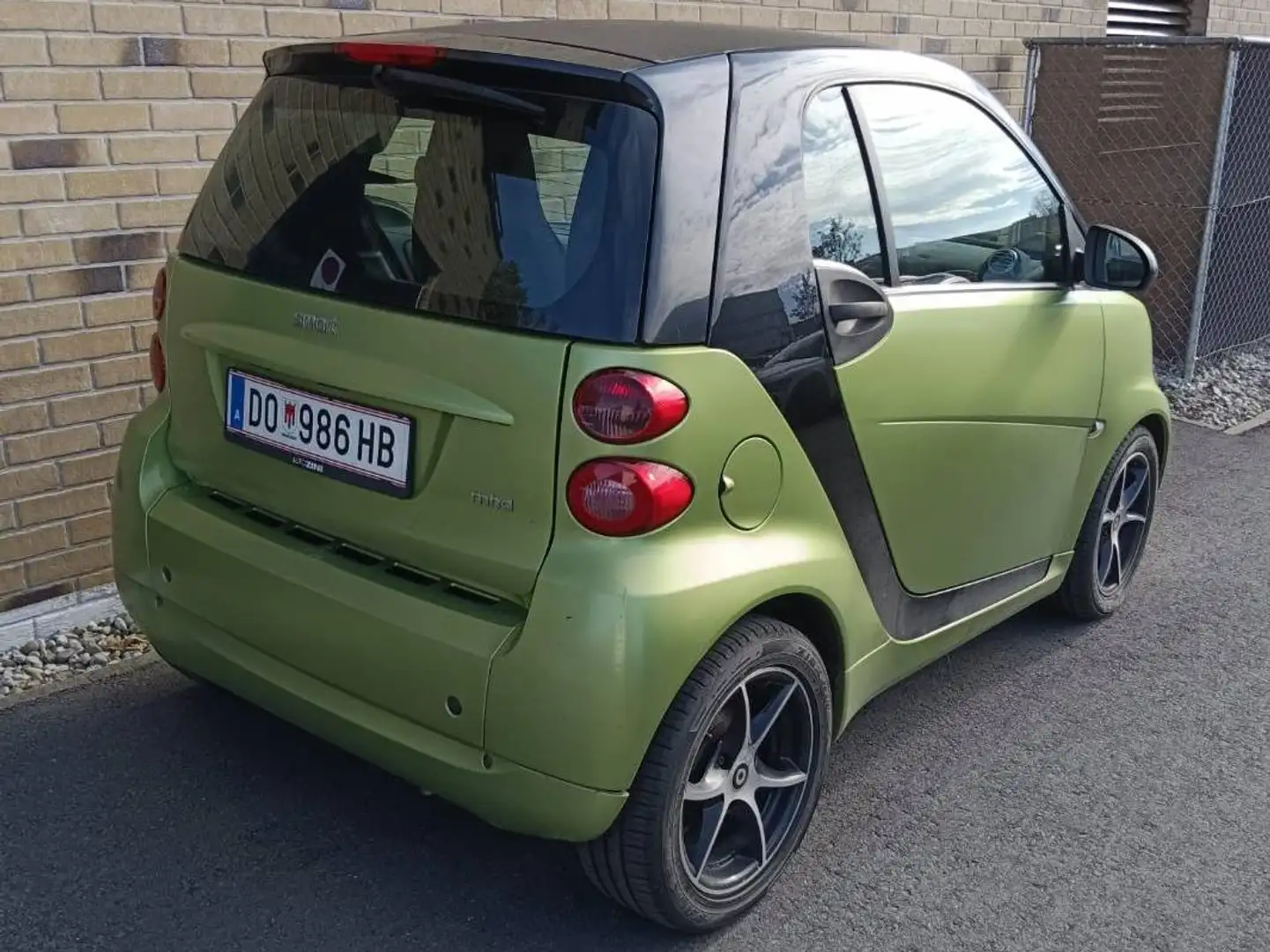 smart forTwo smart fortwo pure micro hybrid softouch pure Grün - 1