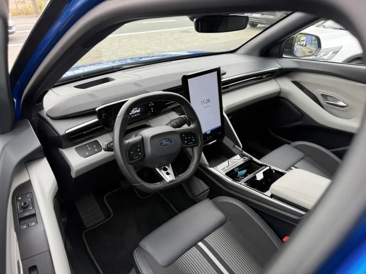 Ford Capri 77kWh Extended Range RWD/ Warmtepomp & Driverspack, миниатюра 8