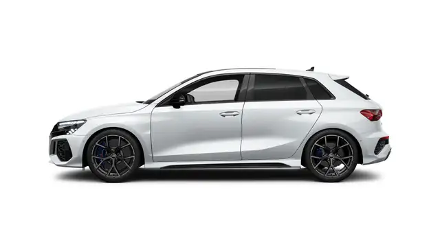 Audi RS3 view 3