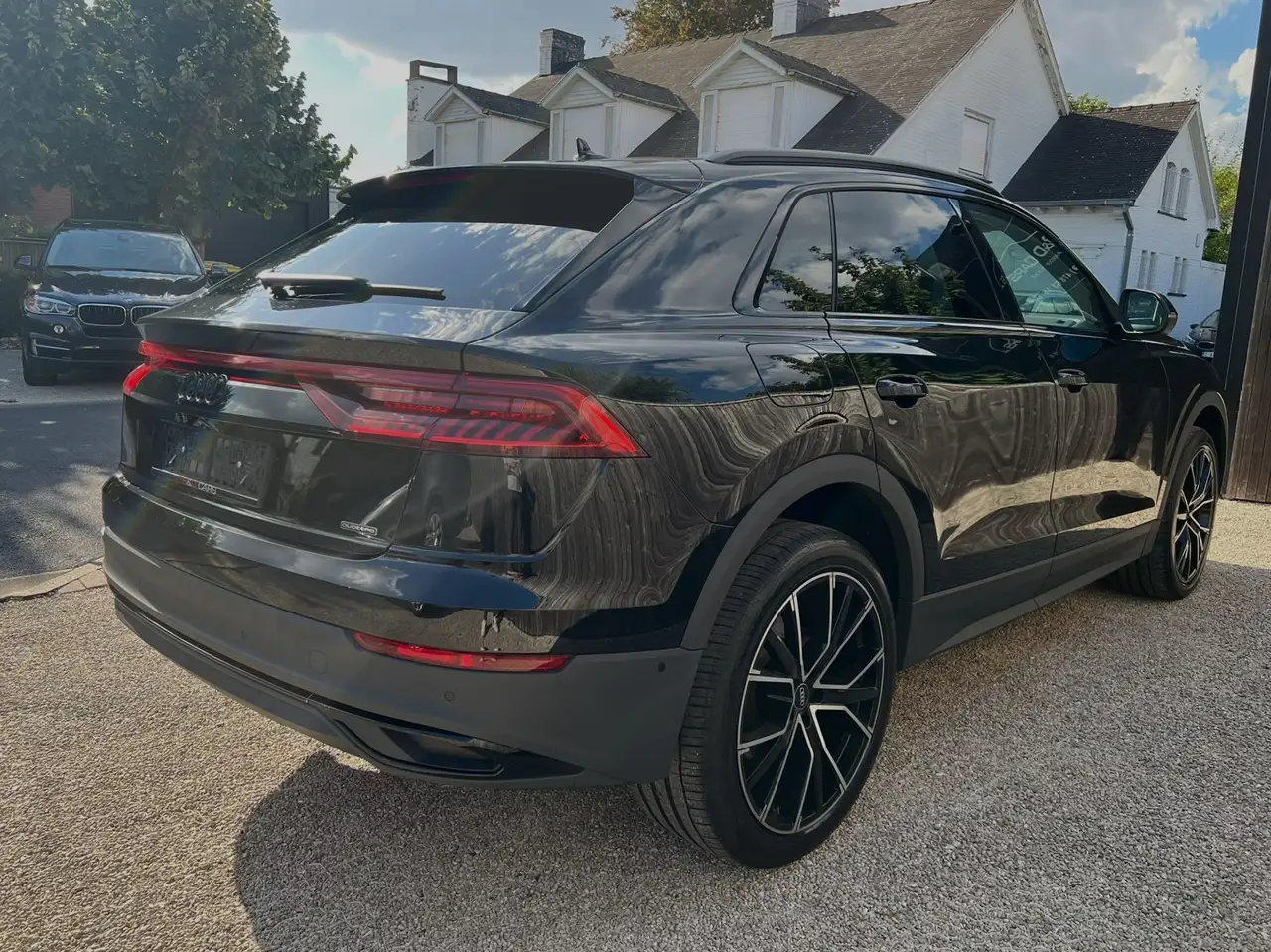 Audi Q8 55 TFSI quattro tiptronic LICHTE VRACHT/UTILITAIRE — foto 4