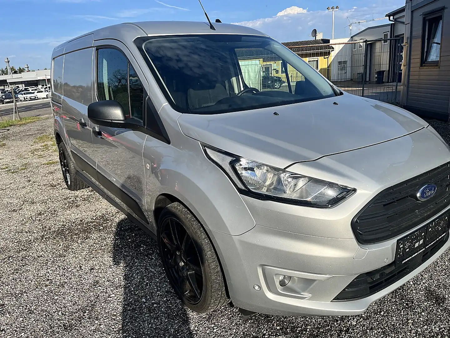 Ford Transit Connect L2 HP 250 1,5 Ecoblue Trend Silber - 1