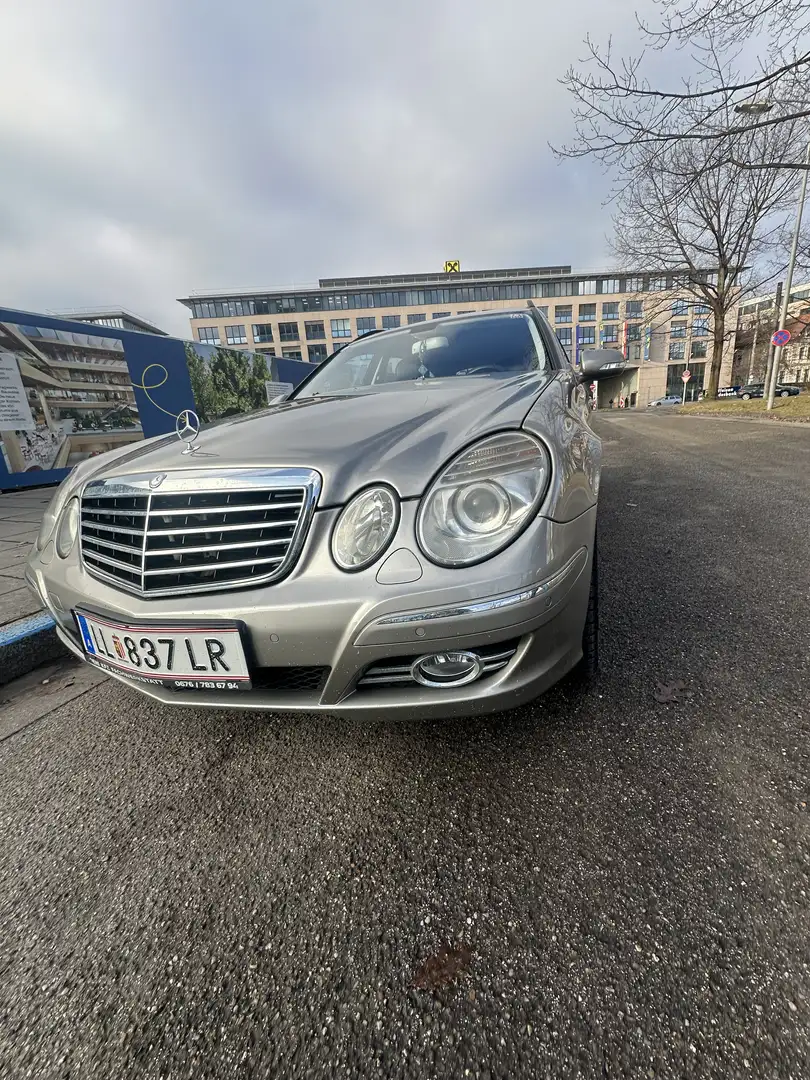 Mercedes-Benz E 280 Avandgarde 4 MATIC - 1