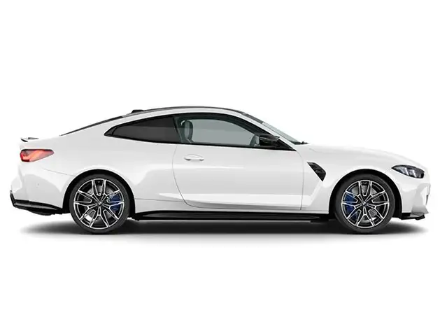 BMW M4 view 3