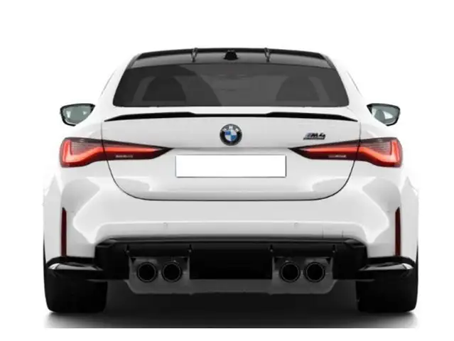 BMW M4 view 4