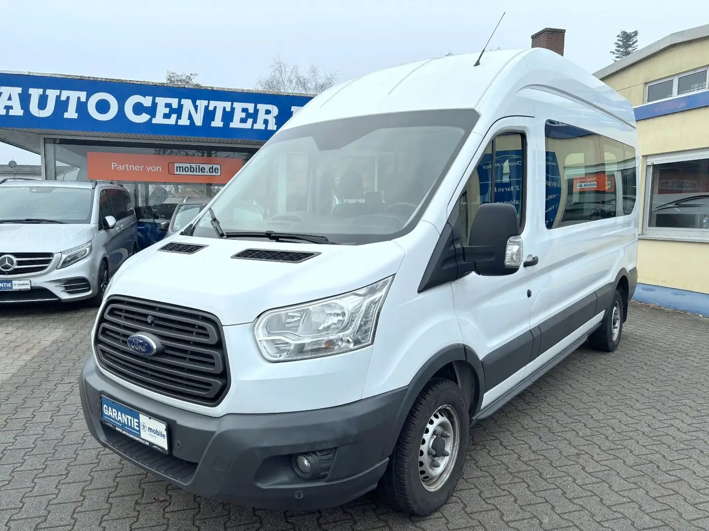 Ford Transit Kombi 310 L3 S-Heft 1-Hand 9-Sitzer Weiß - 2