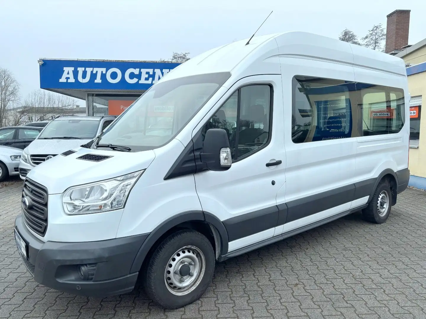 Ford Transit Kombi 310 L3 S-Heft 1-Hand 9-Sitzer Weiß - 1