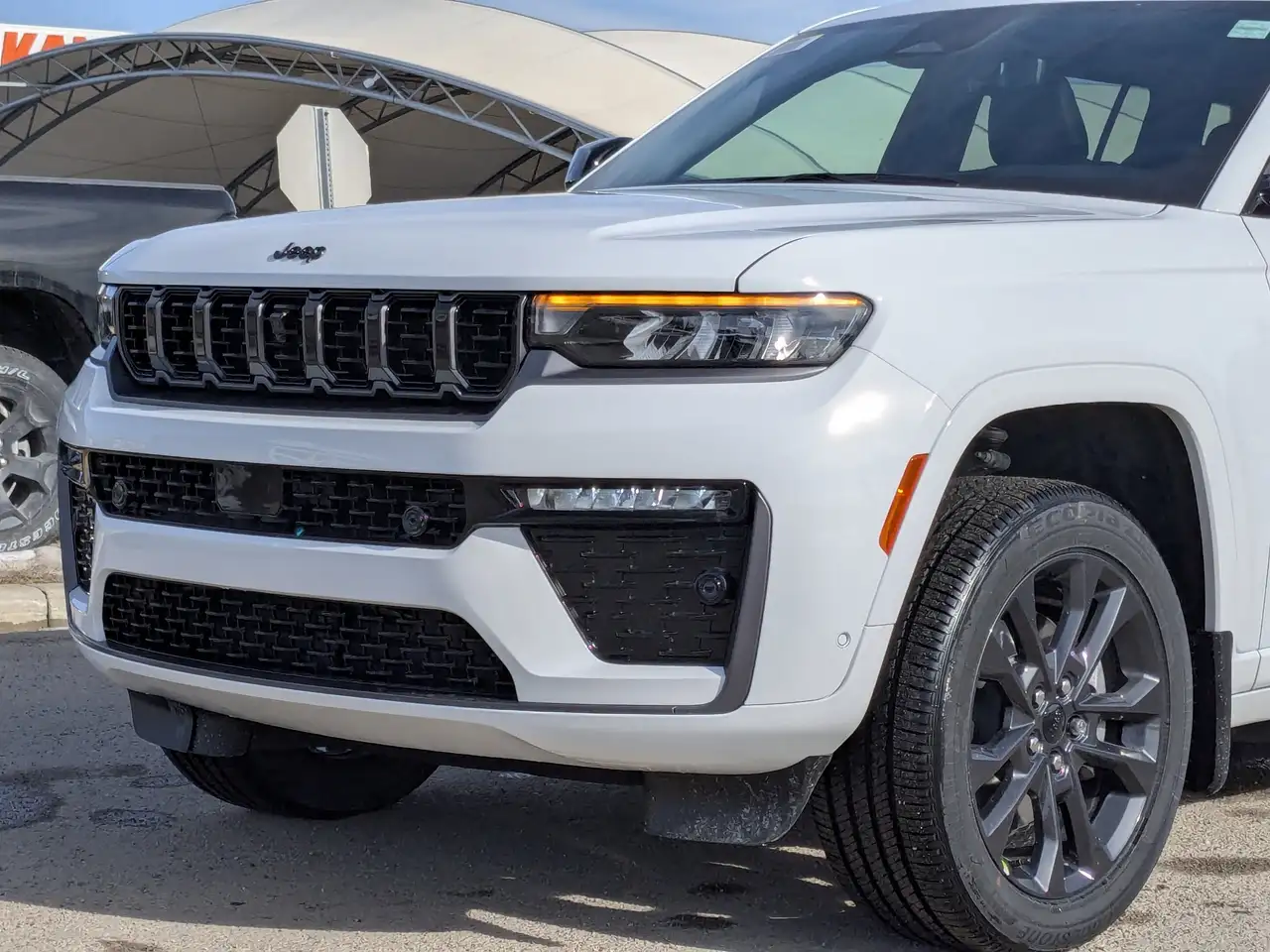 Jeep Grand Cherokee снимка Jeep Grand Cherokee