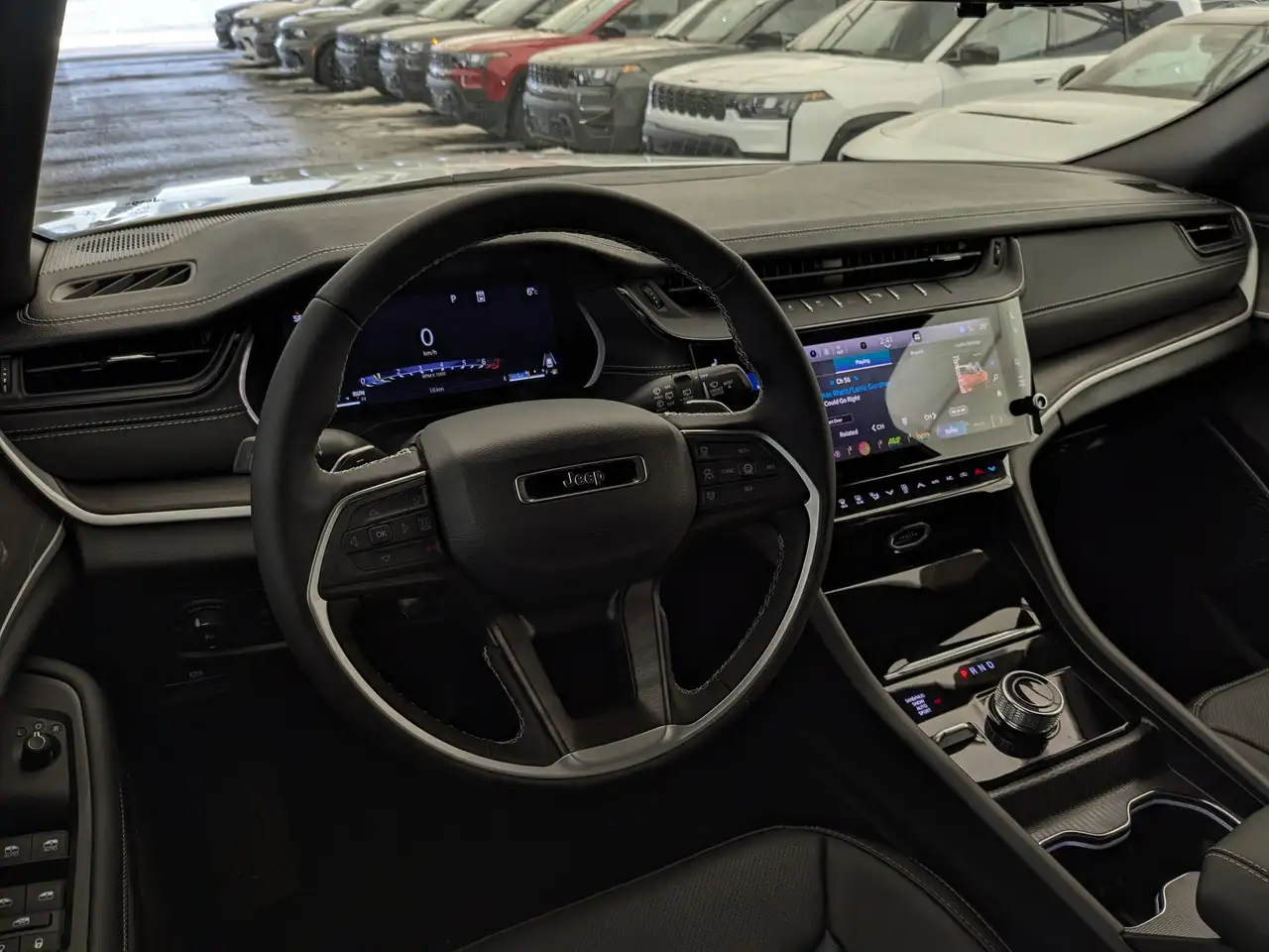 Jeep Grand Cherokee снимка Jeep Grand Cherokee