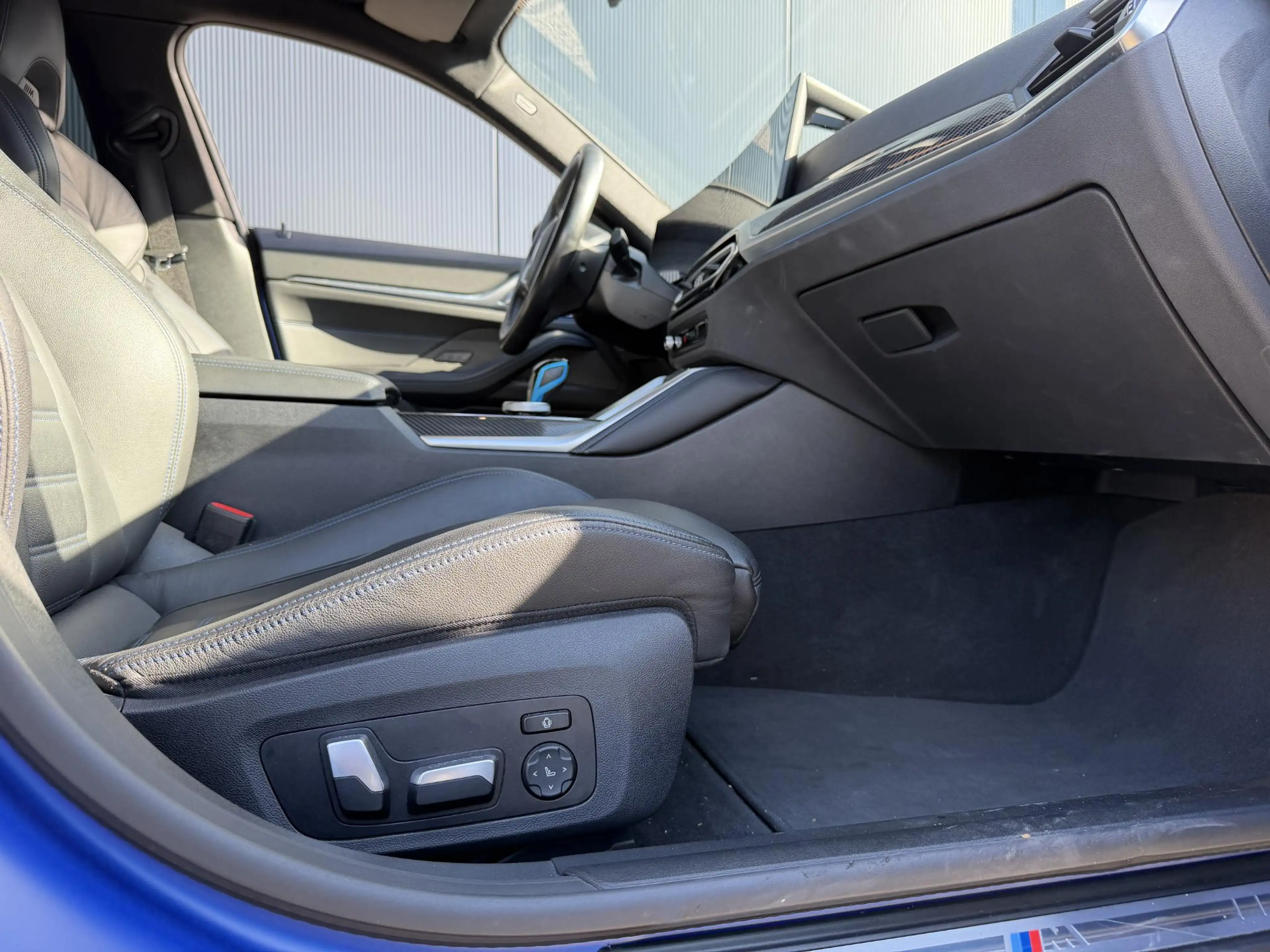 BMW i4 M50 High Executive 84 kWh 19"/Lederen M-stoelen + — photo 32