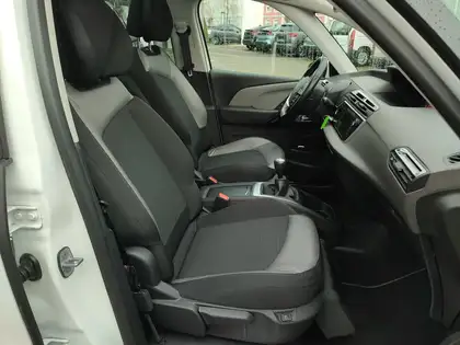 Annonce voiture d'occasion Citroen C4 Picasso - CARADIZE