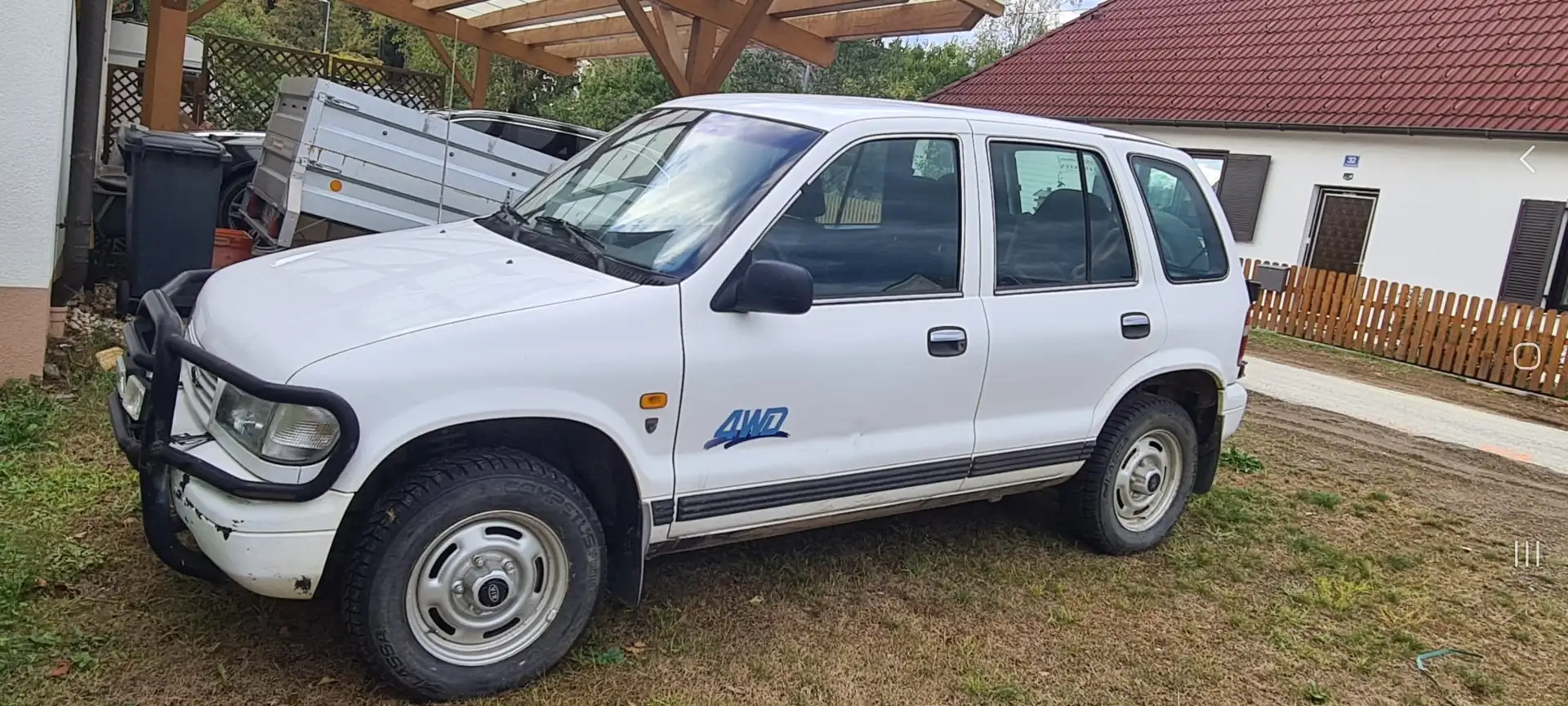 Kia Sportage 2.0 Weiß - 1
