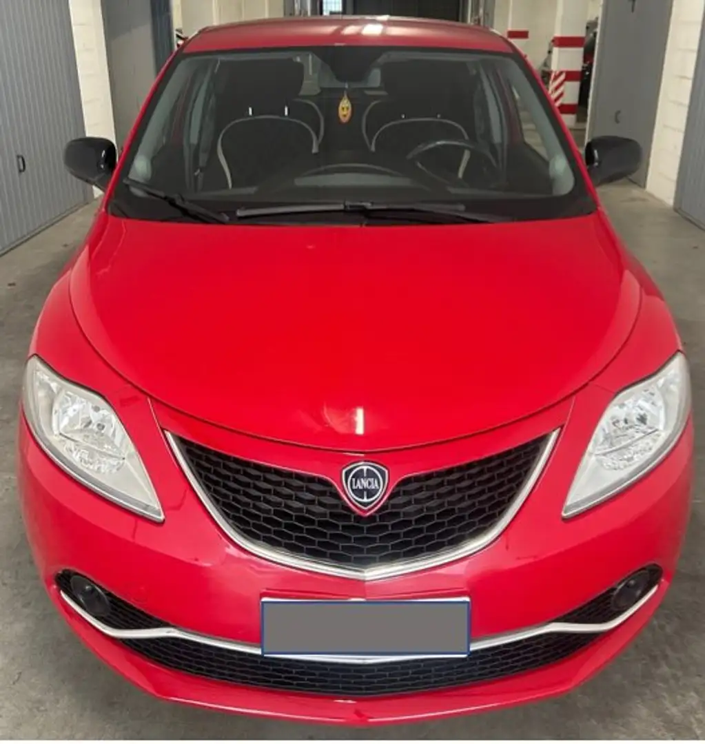 Lancia Ypsilon Ypsilon 1.2 Gold 69cv my16 Rosso - 2