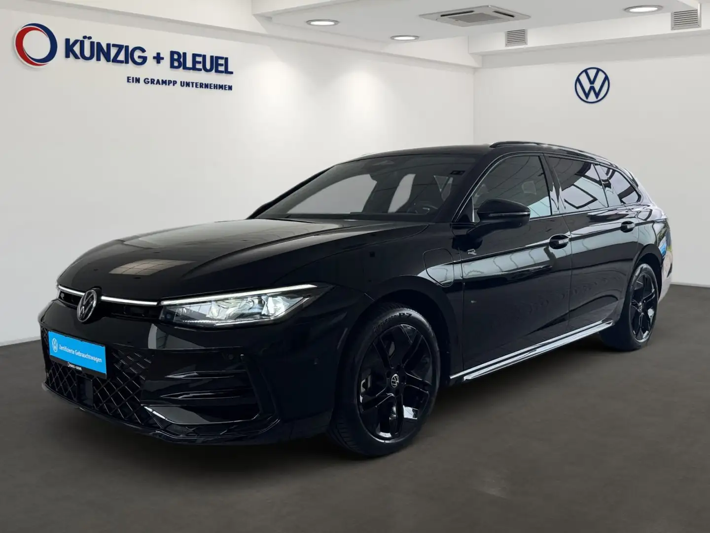 Volkswagen Passat Variant R-Line 1,5 l eHybrid 360°KAM*MASS Zwart - 2
