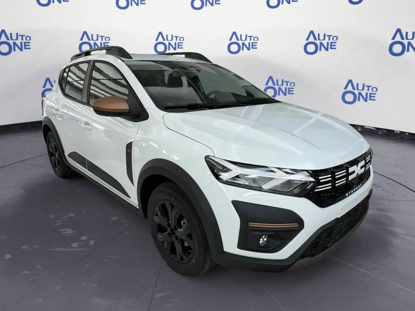 Dacia Sandero 1.0 ECO-G 100CV GPL STEPWAY EXTREME - * Bianco - 1