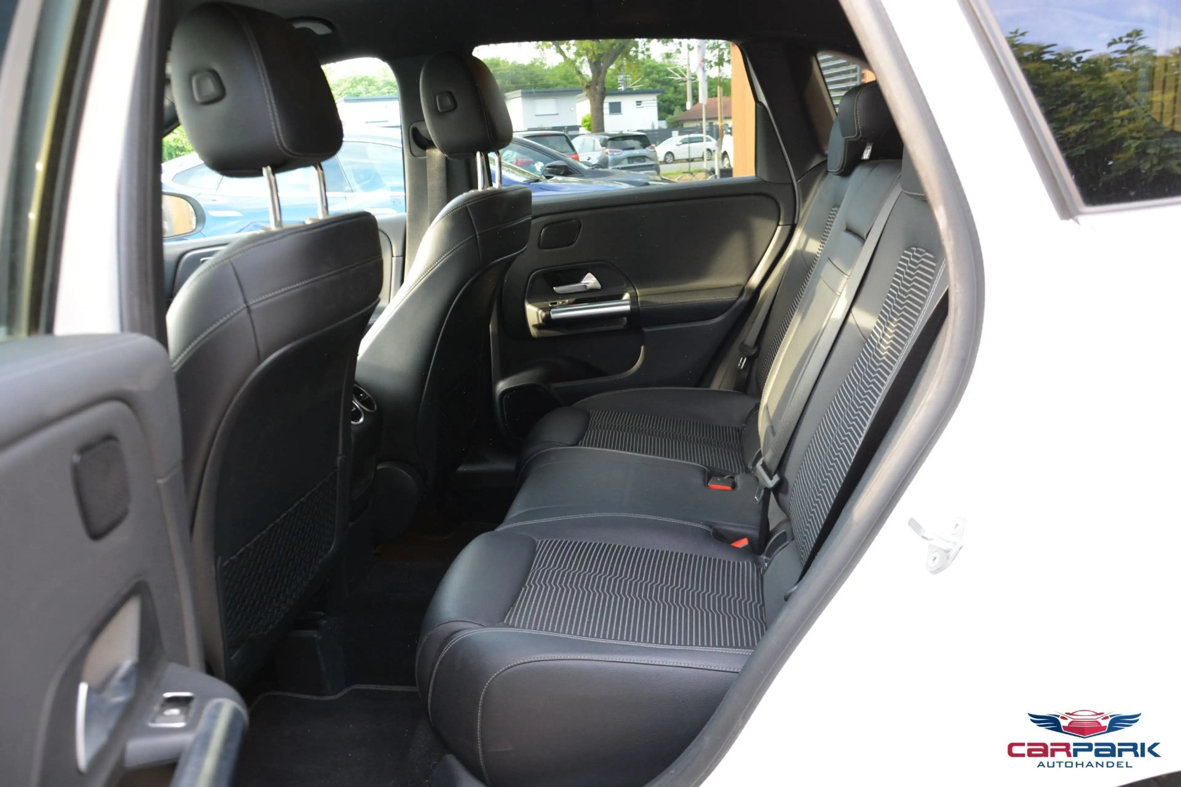 Mercedes-Benz B 220 d 4MATIC Aut. — photo 8