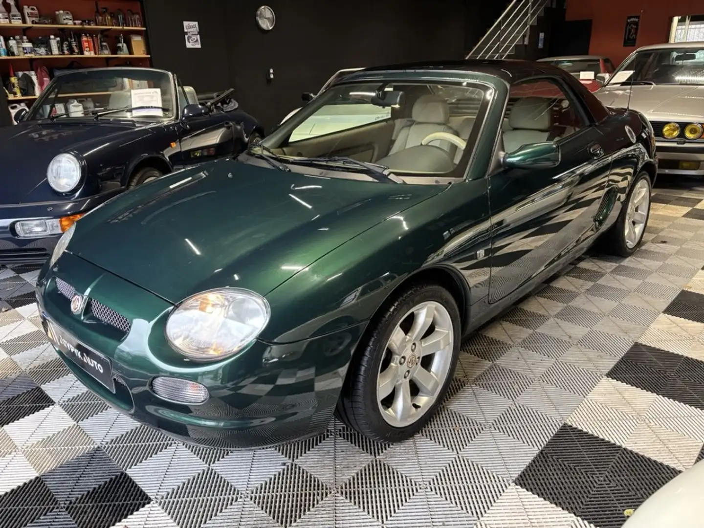 MG MGF 1,8i 120ch hard top Grün - 1