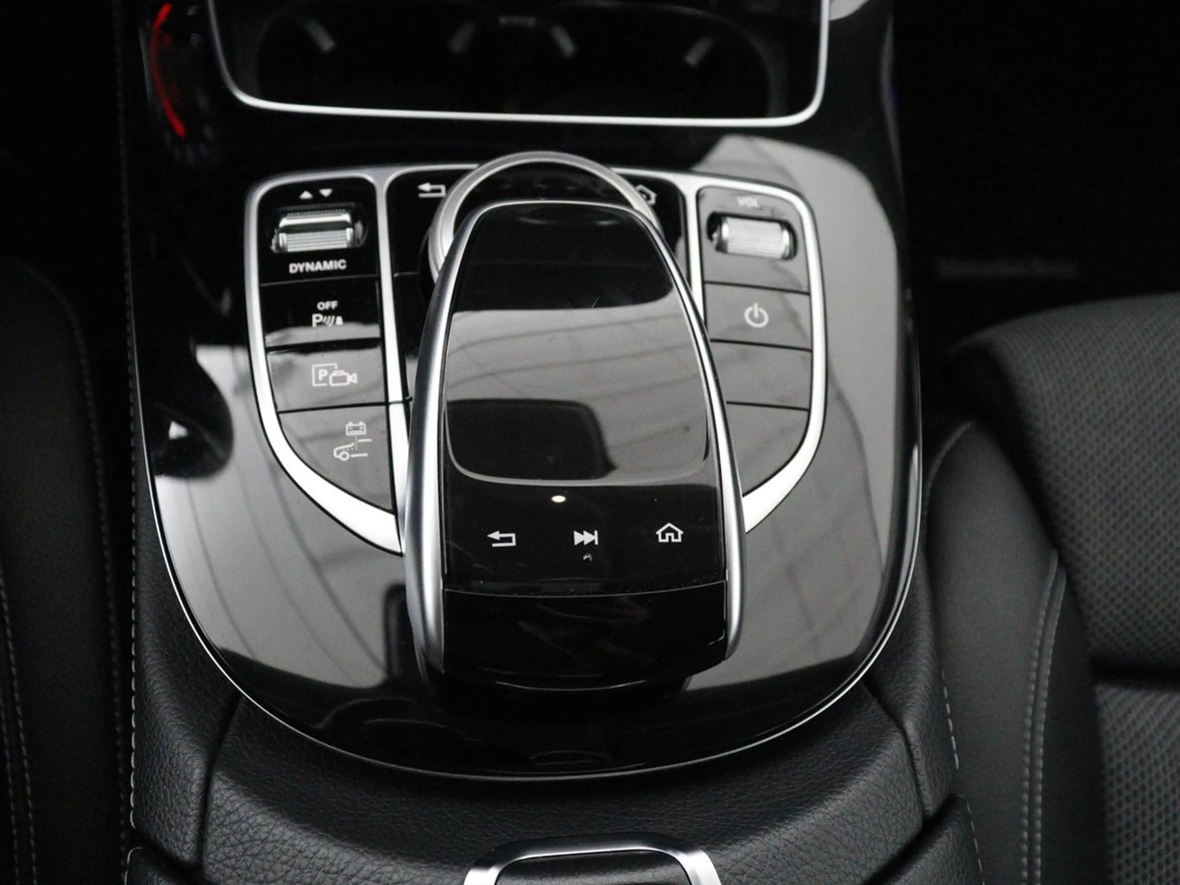 Mercedes-Benz E 350 e Premium | Half leder | Stoel verwarming | Cruise — photo 22