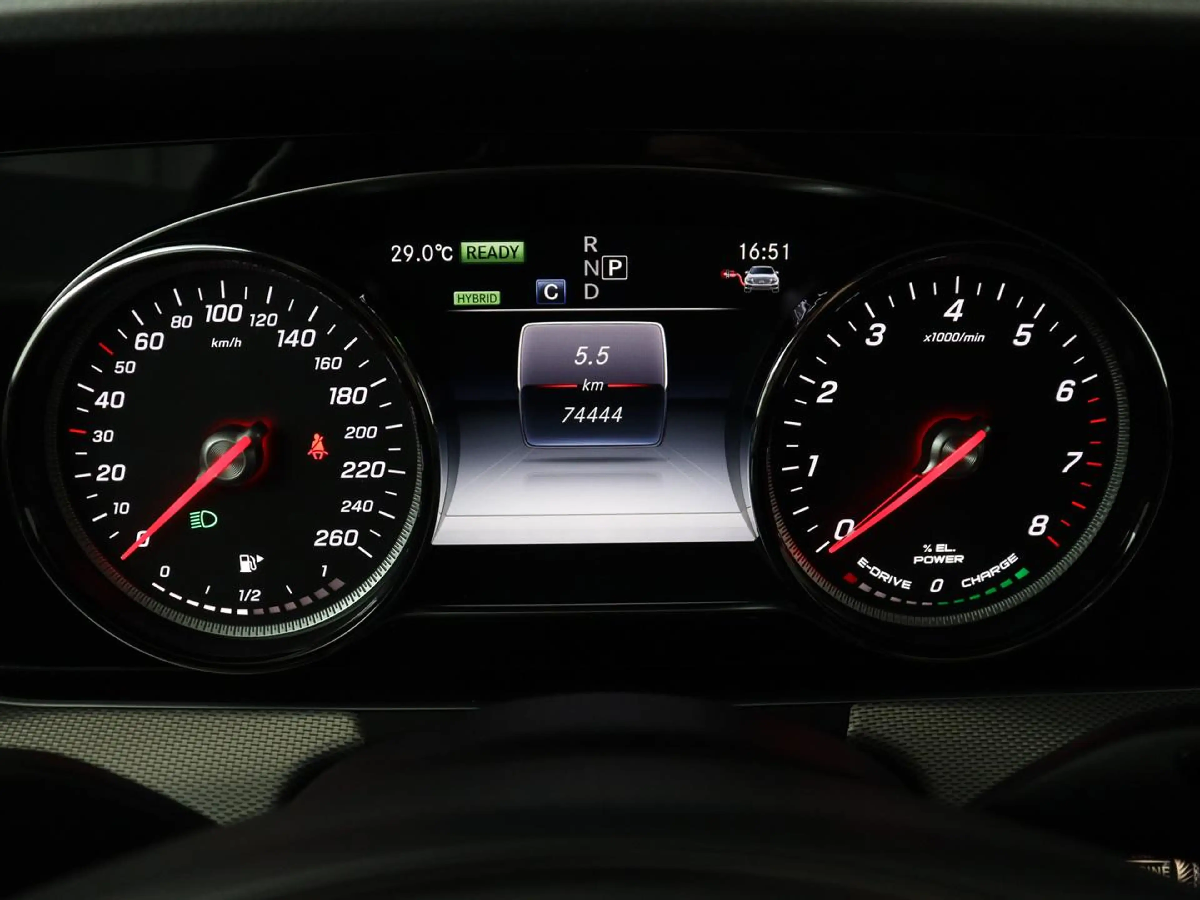 Mercedes-Benz E 350 e Premium | Half leder | Stoel verwarming | Cruise — photo 26