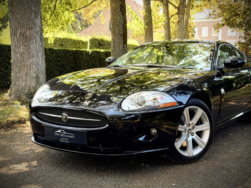 Jaguar XK 4.2 V8 Coupé / ORG.NL / NAP / 100% HISTORIE — photo 36