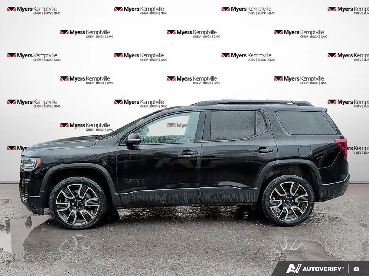 GMC Acadia снимка GMC Acadia