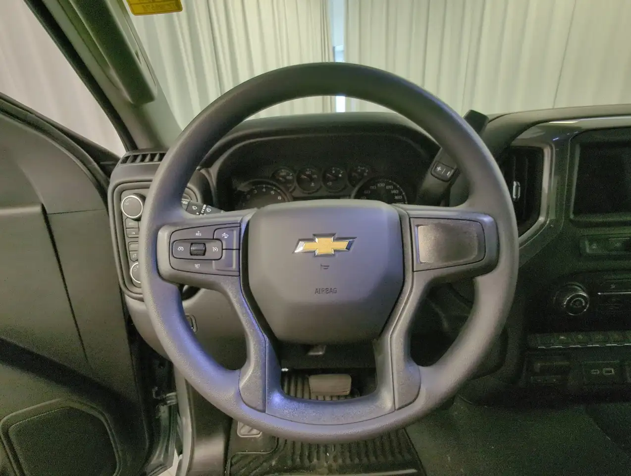 Chevrolet Silverado 1500 снимка Chevrolet Silverado 1500