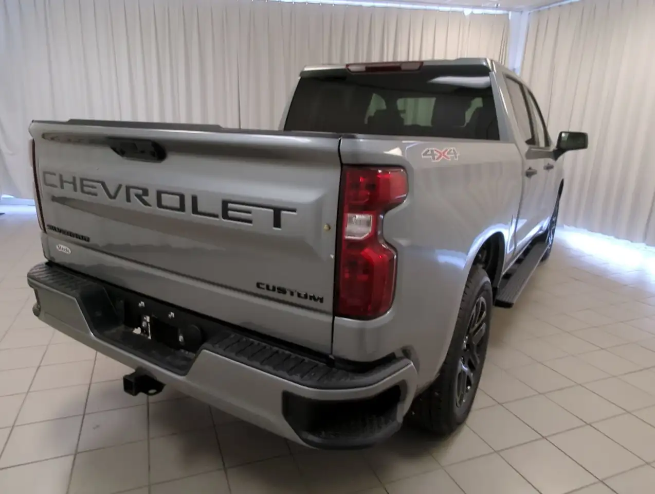 Chevrolet Silverado 1500 снимка Chevrolet Silverado 1500