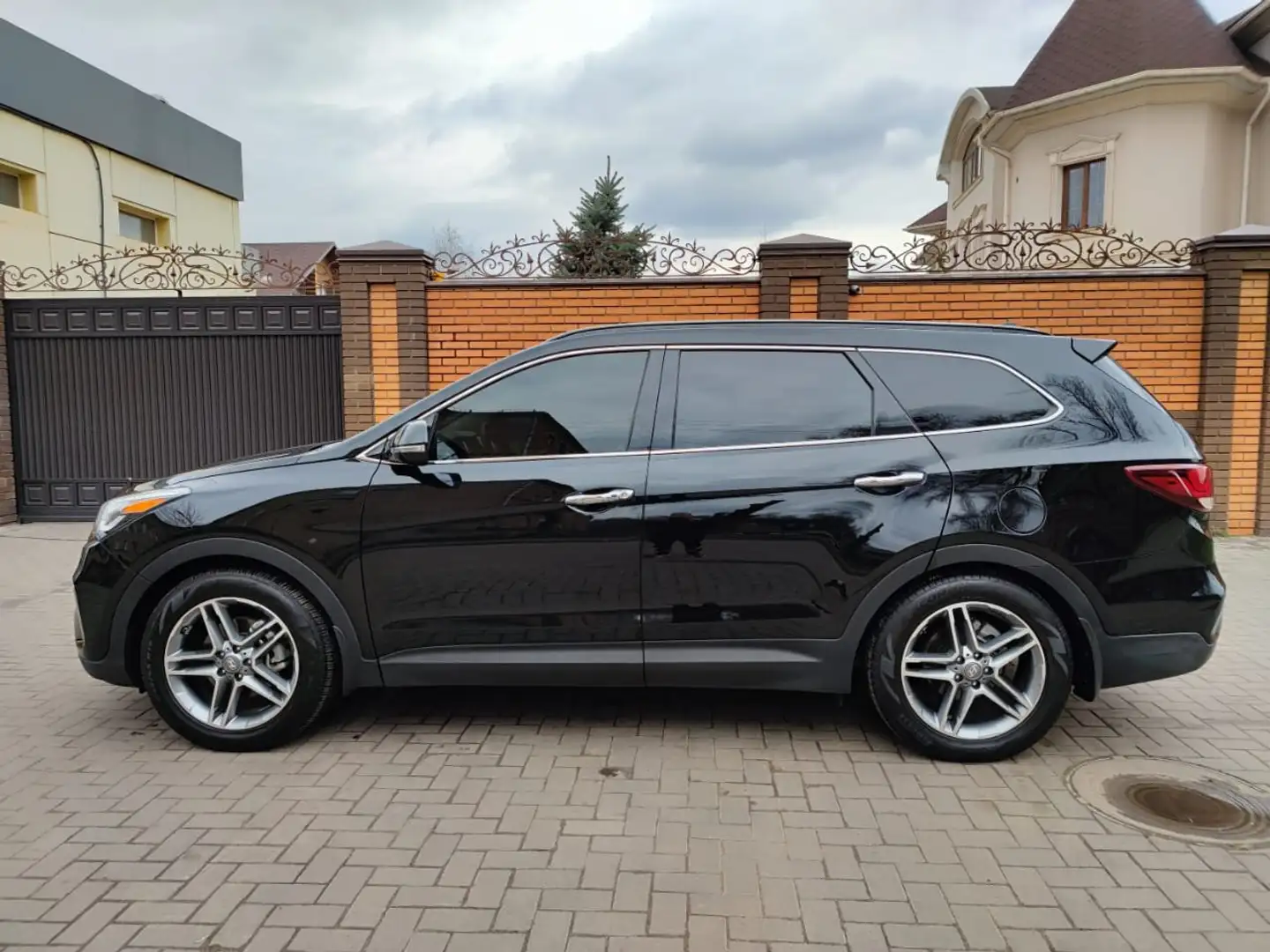 Hyundai Grand Santa Fe Santa Fe XL Se Ultimate Negru - 2