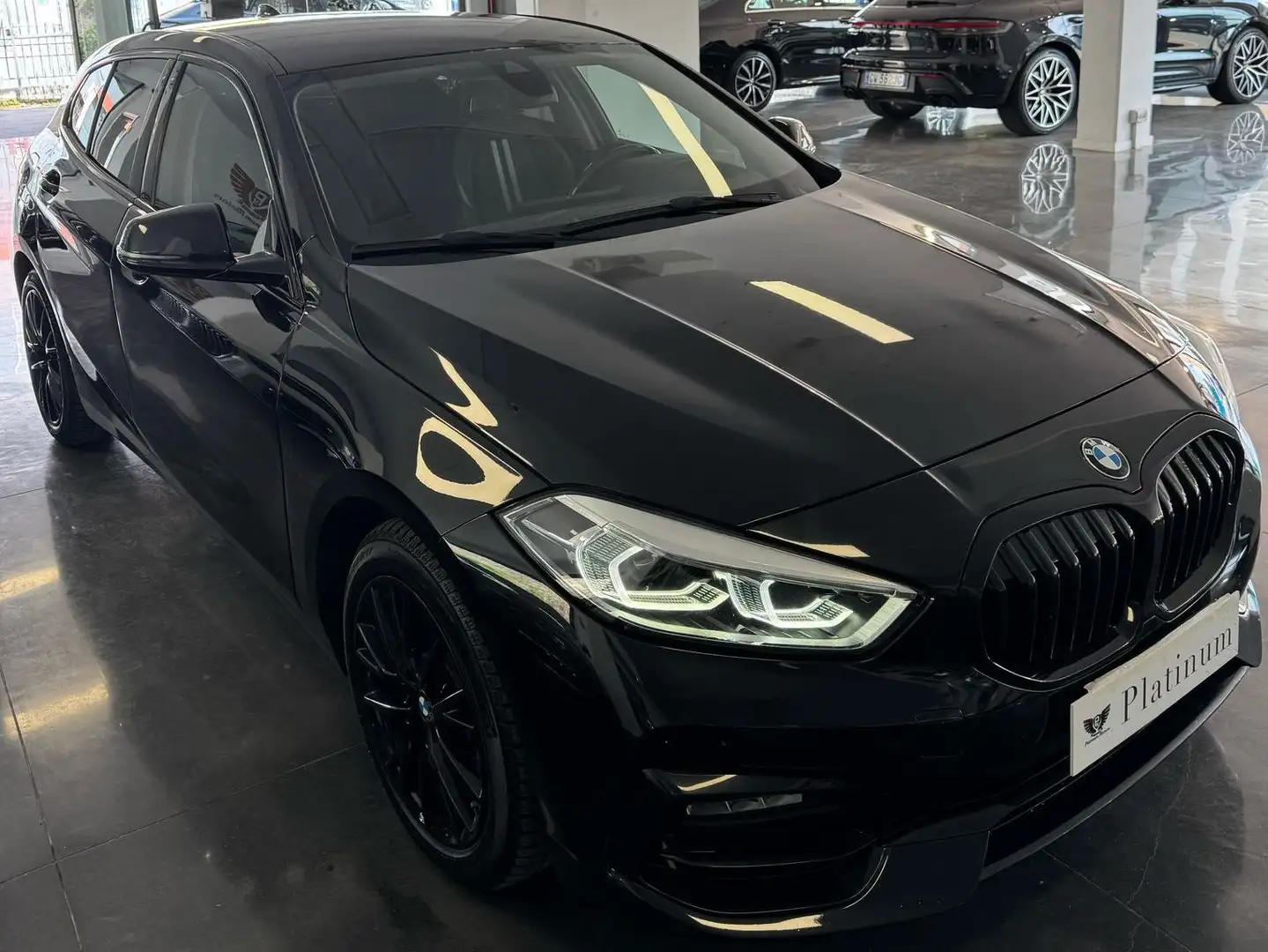 BMW 120 120d xdrive business auto Nero - 1