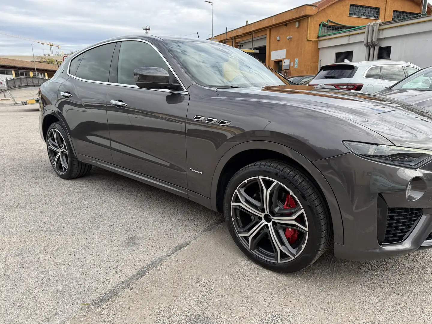 Maserati Levante 3.0 V6 Gransport 430cv auto Grigio - 1