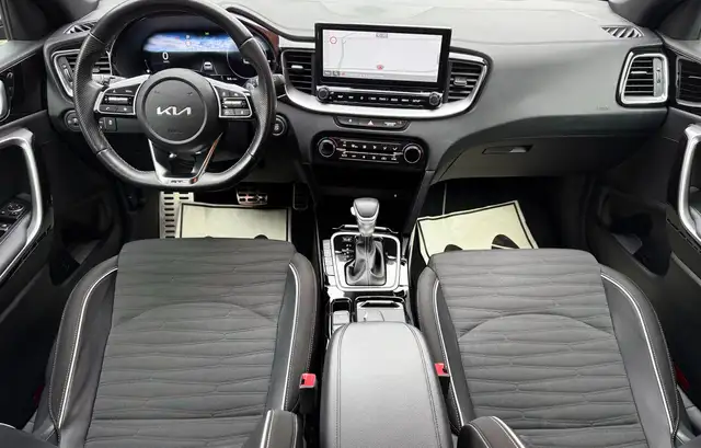 Kia Ceed view 18