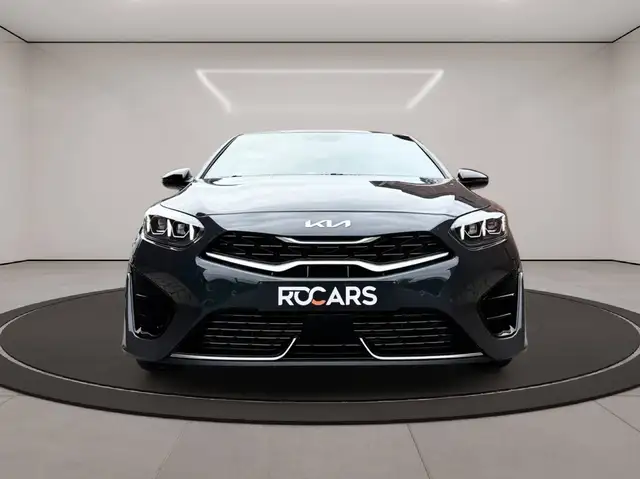 Kia Ceed view 2