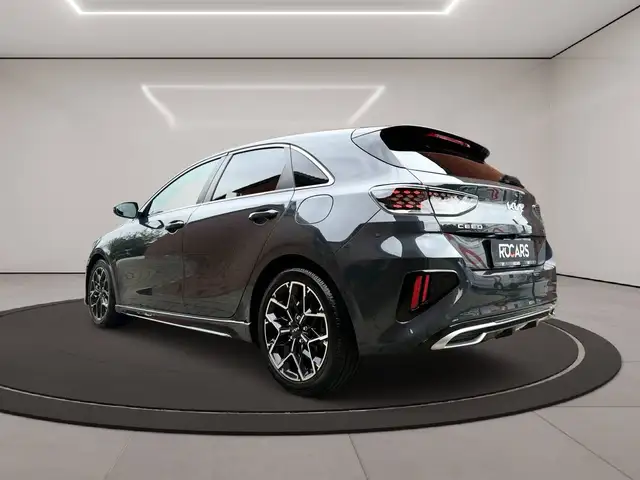 Kia Ceed view 10