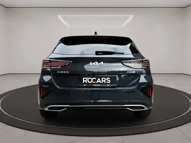Kia Ceed view 9