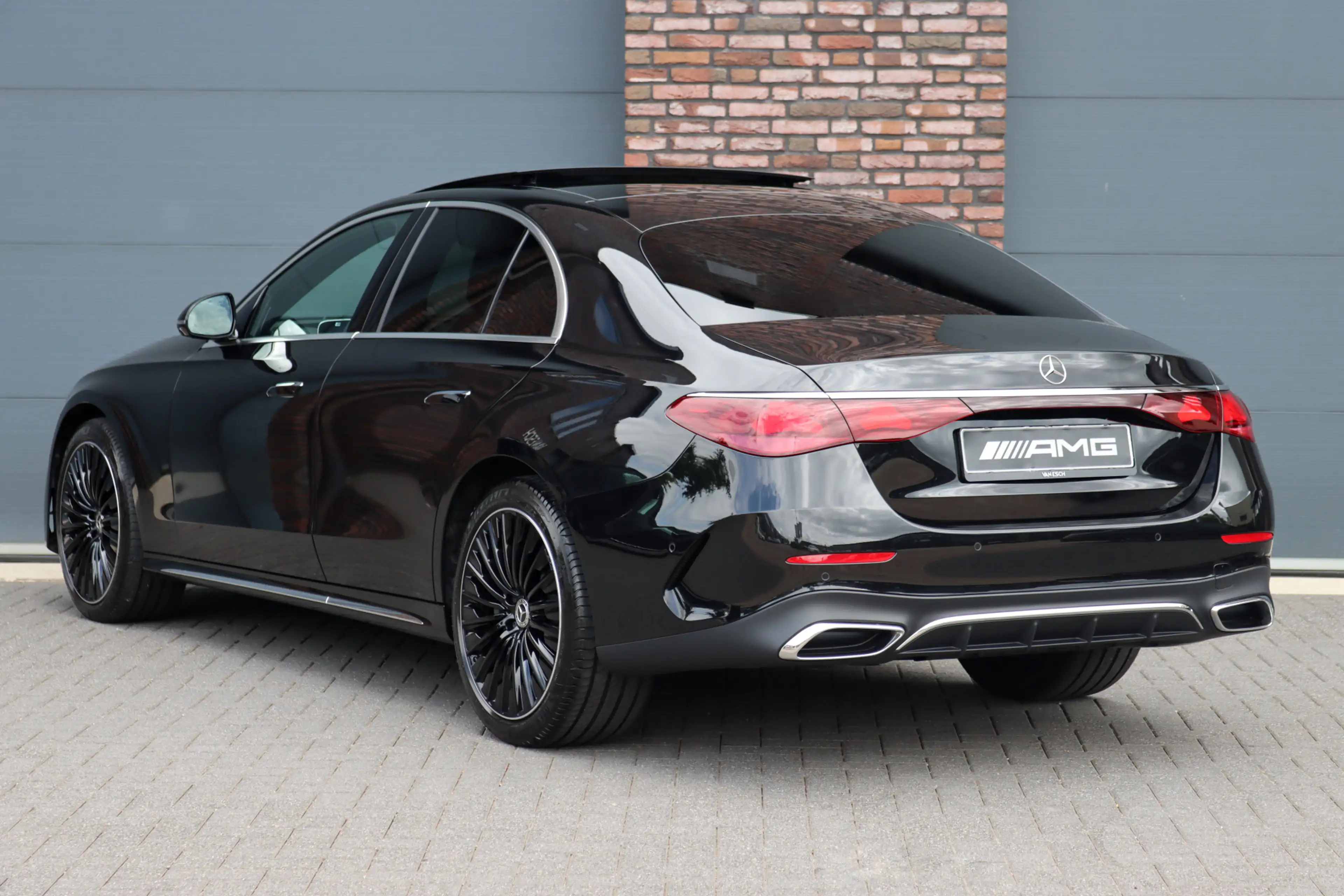 Mercedes-Benz E 450 d 4MATIC AMG Line | Hyperscreen | Luchtvering | Ac — photo 5
