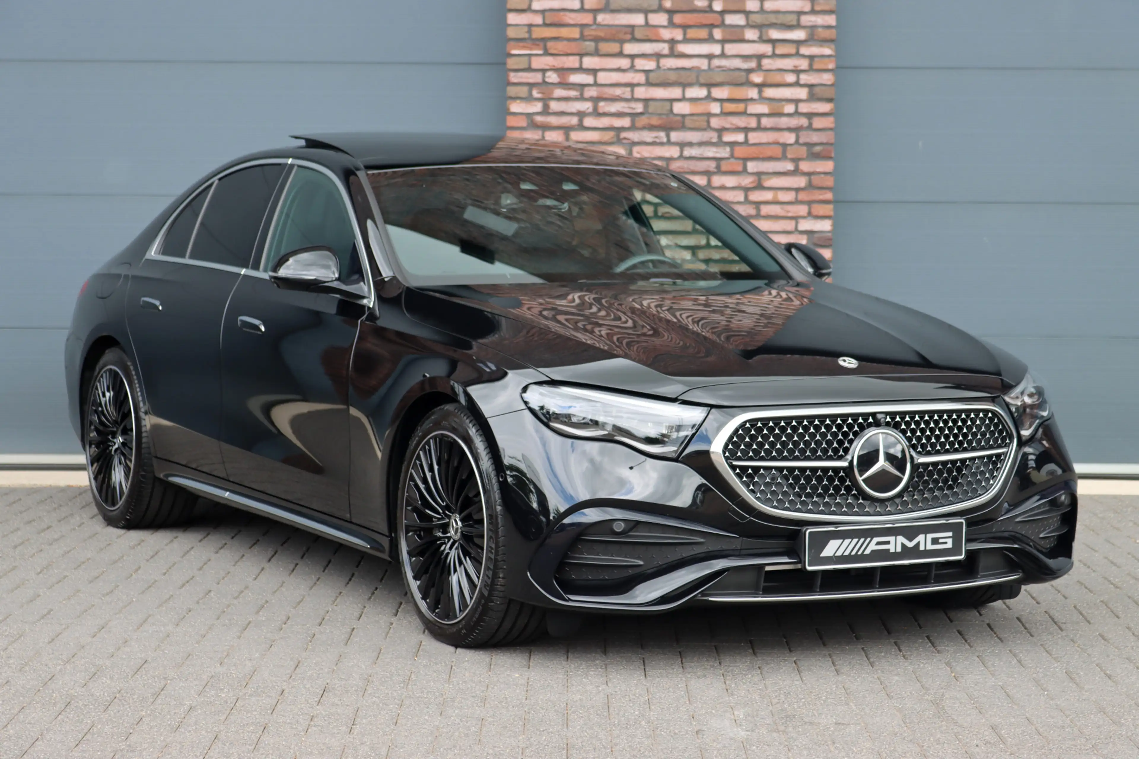 Mercedes-Benz E 450 d 4MATIC AMG Line | Hyperscreen | Luchtvering | Ac — photo 3