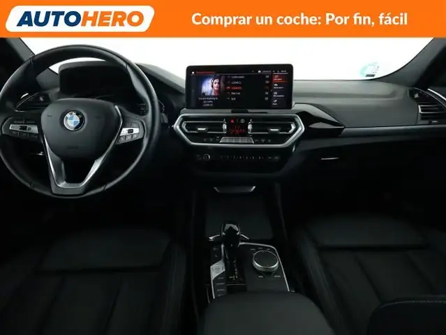 BMW X3 view 13